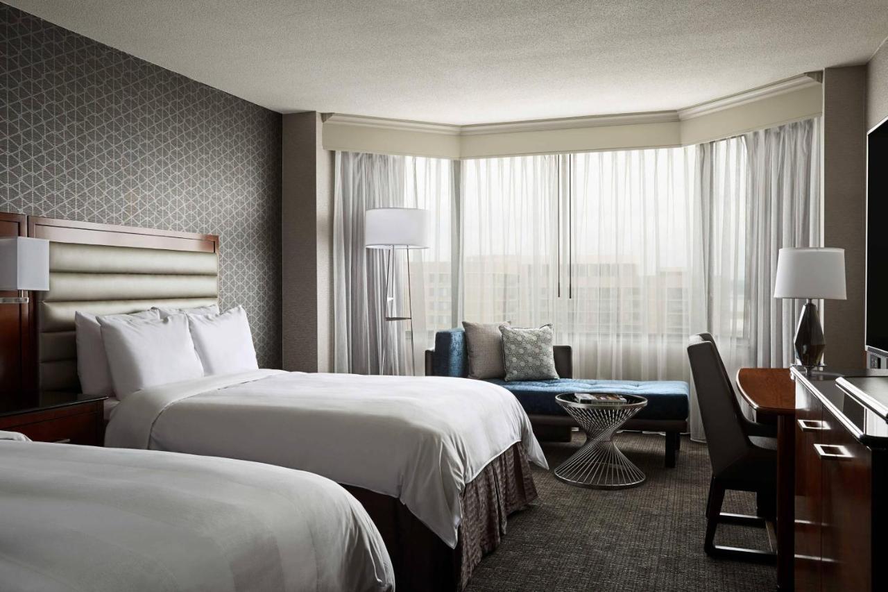 Hotel Crystal Gateway Marriott Arlington Exterior foto