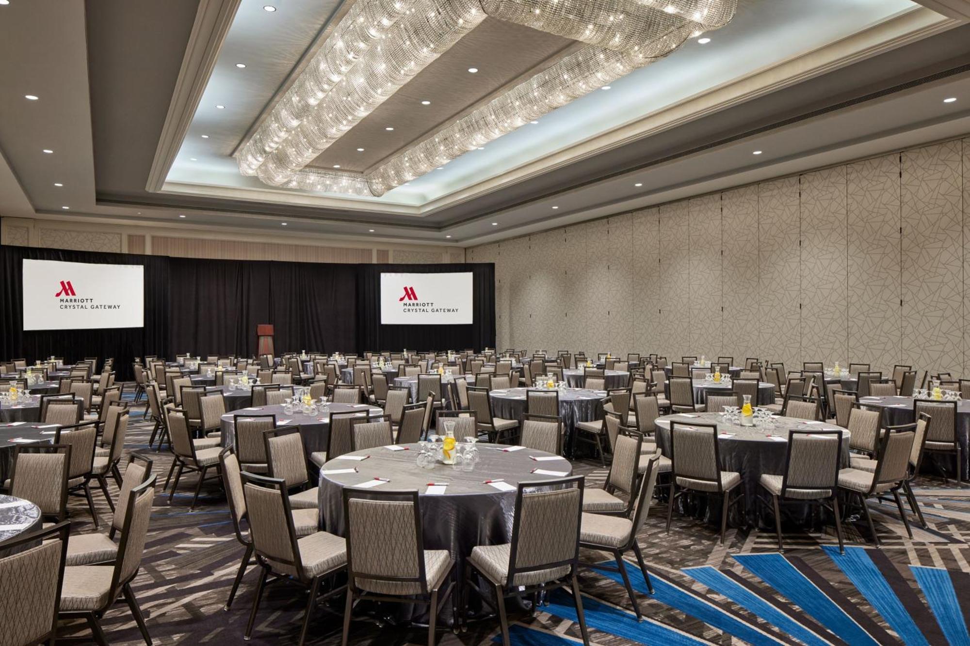 Hotel Crystal Gateway Marriott Arlington Exterior foto