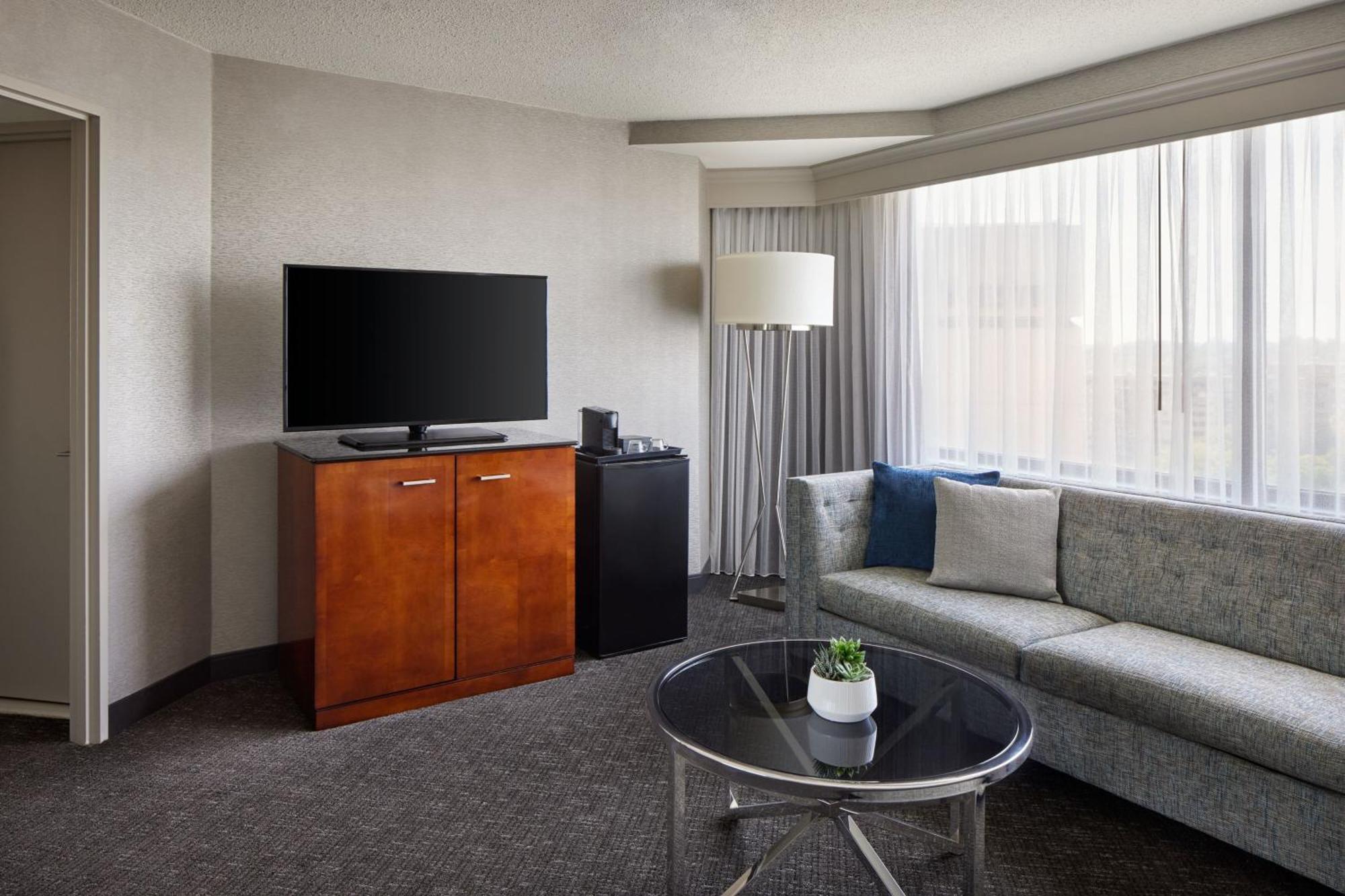 Hotel Crystal Gateway Marriott Arlington Exterior foto